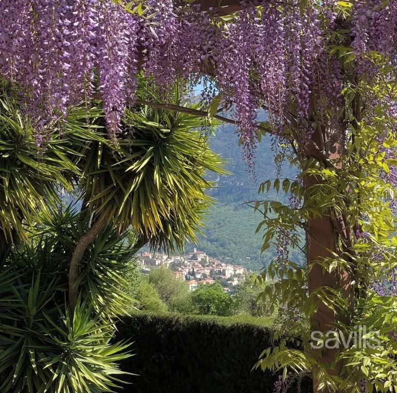 Property photo 3 of 25