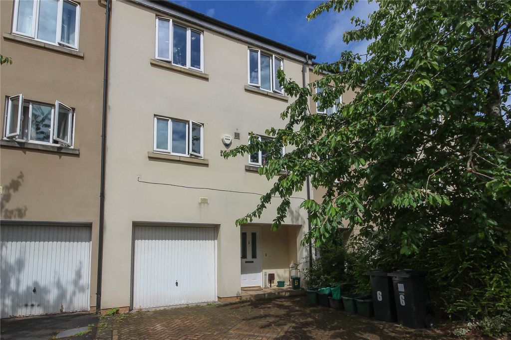 Property photo 1 of 10 Picture No. 32
