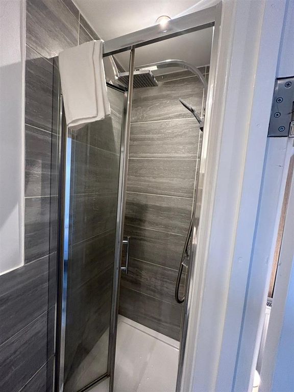 Property photo 3 of 4 Room 4 Bathroom.Jpg