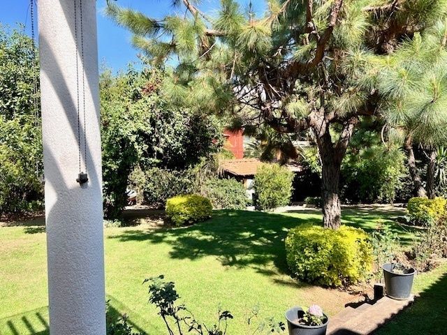 Property photo 2 of 35