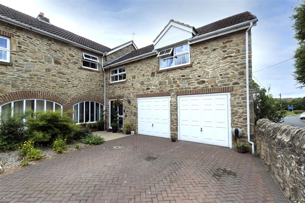 Property photo 2 of 35 Pw064.Jpg