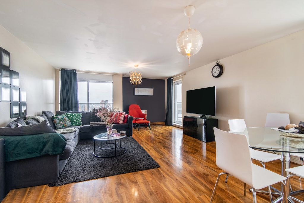 Property photo 2 of 6 Picture No. 08