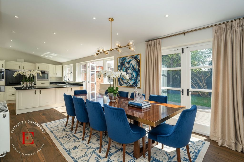 Property photo 3 of 20