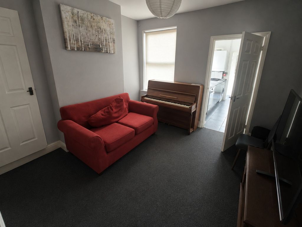 Property photo 3 of 8 5388754