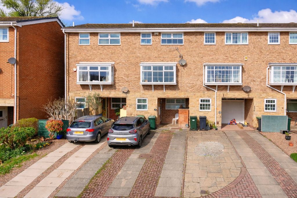 Property photo 1 of 19 Picture No. 01