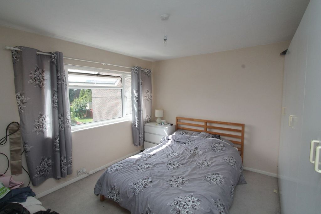 Property photo 3 of 7