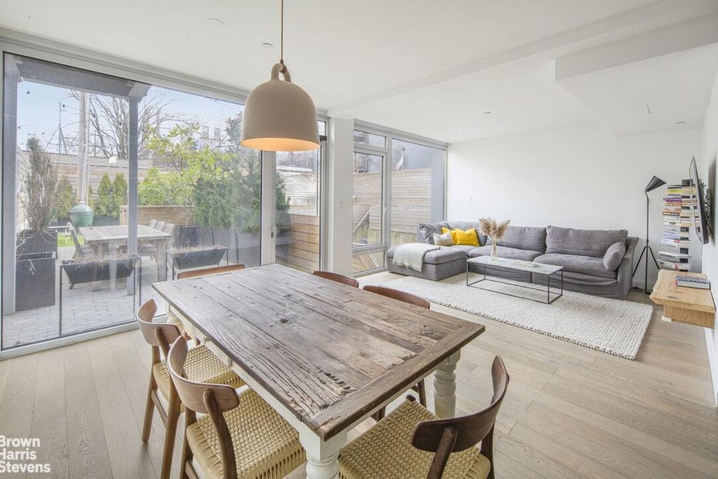 Property photo 3 of 13 <Alttext/>