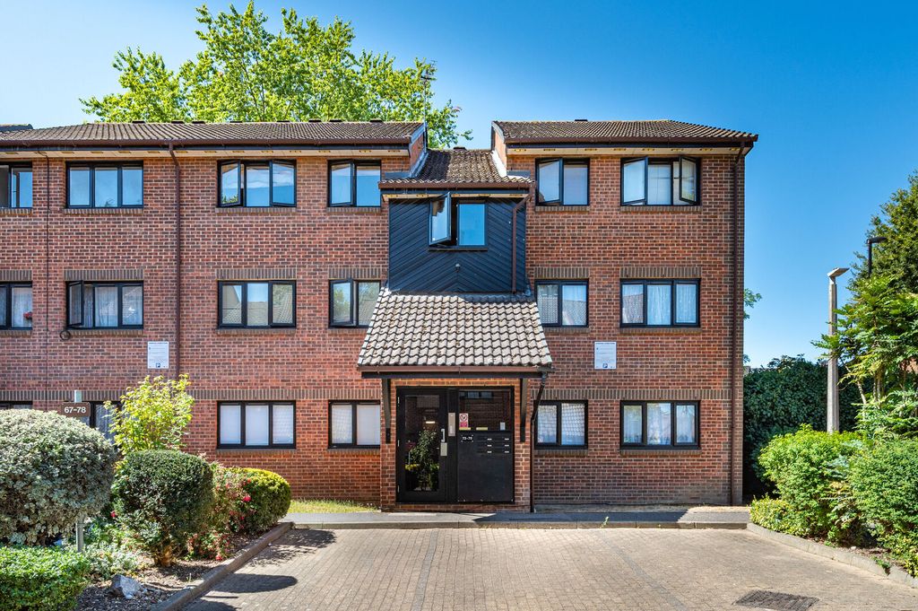 Property photo 1 of 11