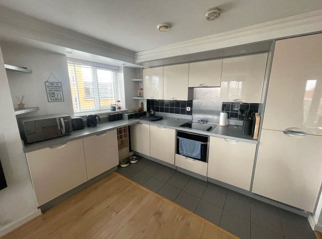 Property photo 2 of 7 Picture No. 04