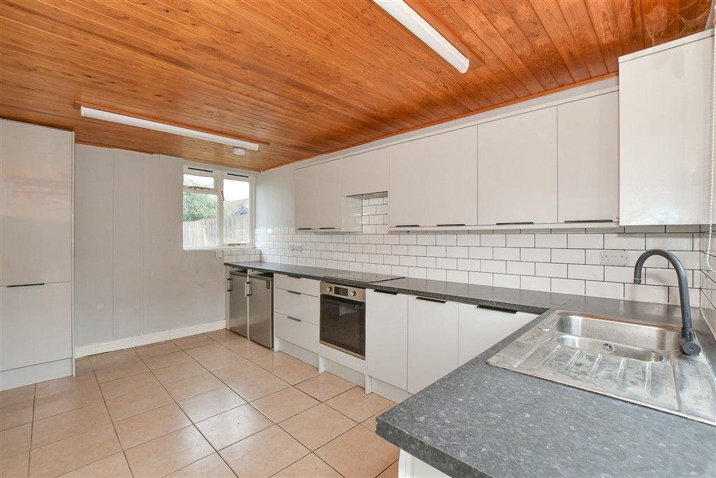 Property photo 3 of 10 Kitchen/ Diner