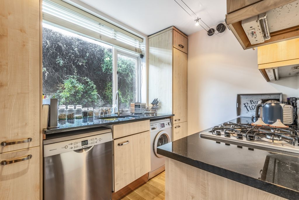 Property photo 3 of 6 414918 (3)