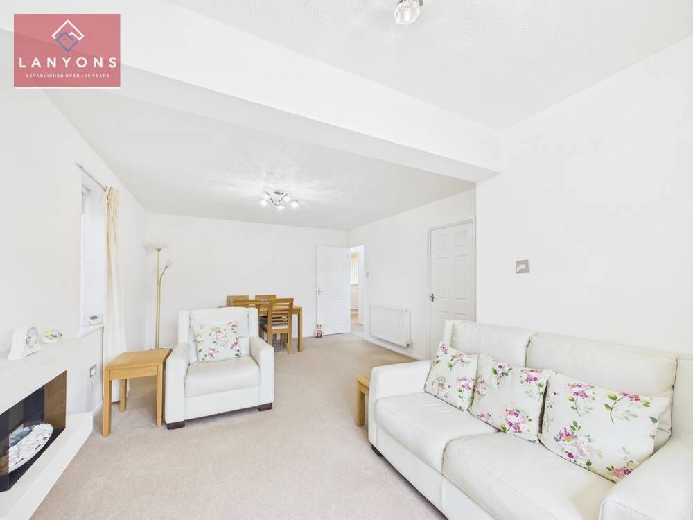 Property photo 2 of 14 Giraffe360-Still008