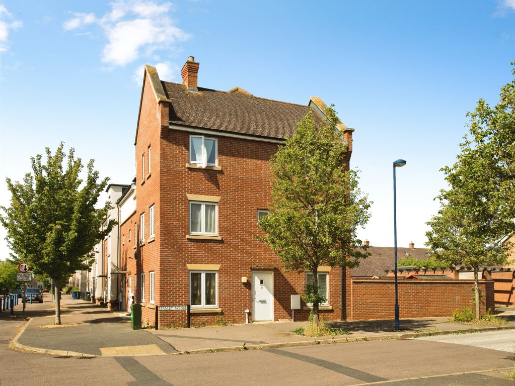 Property photo 1 of 20