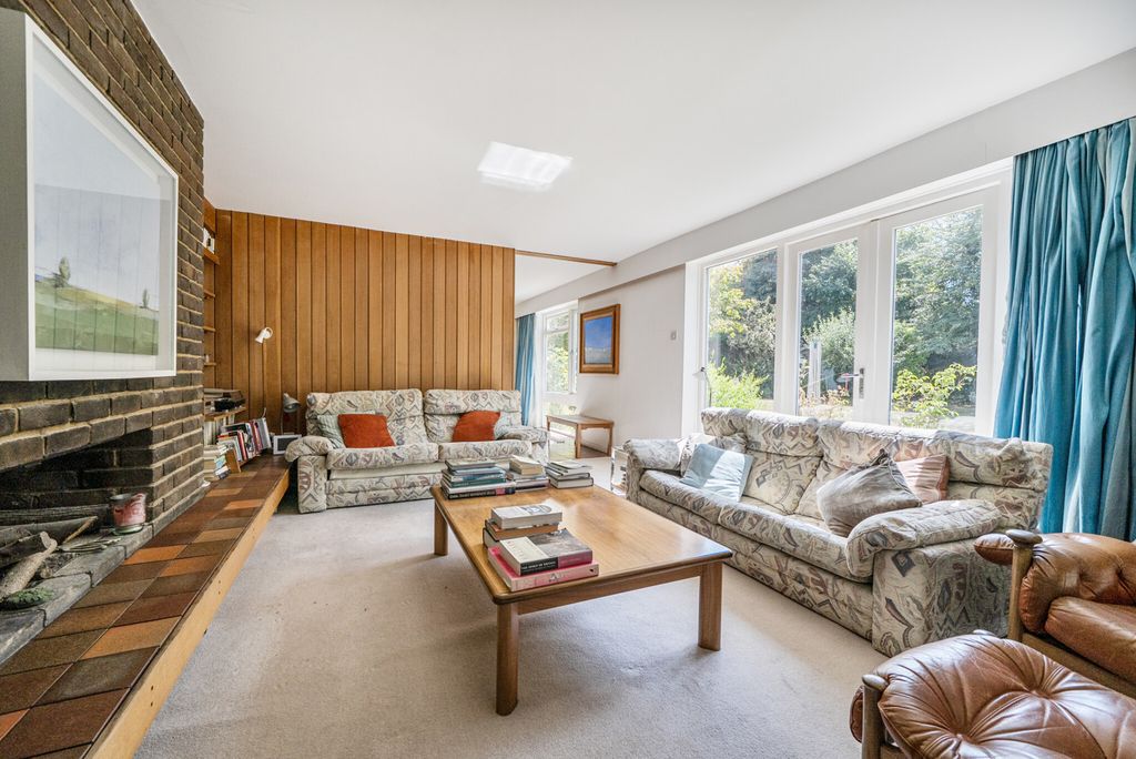 Property photo 2 of 26 1494646-27-6A5E28...