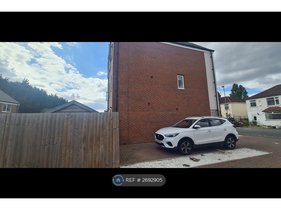 Property photo 2 of 24