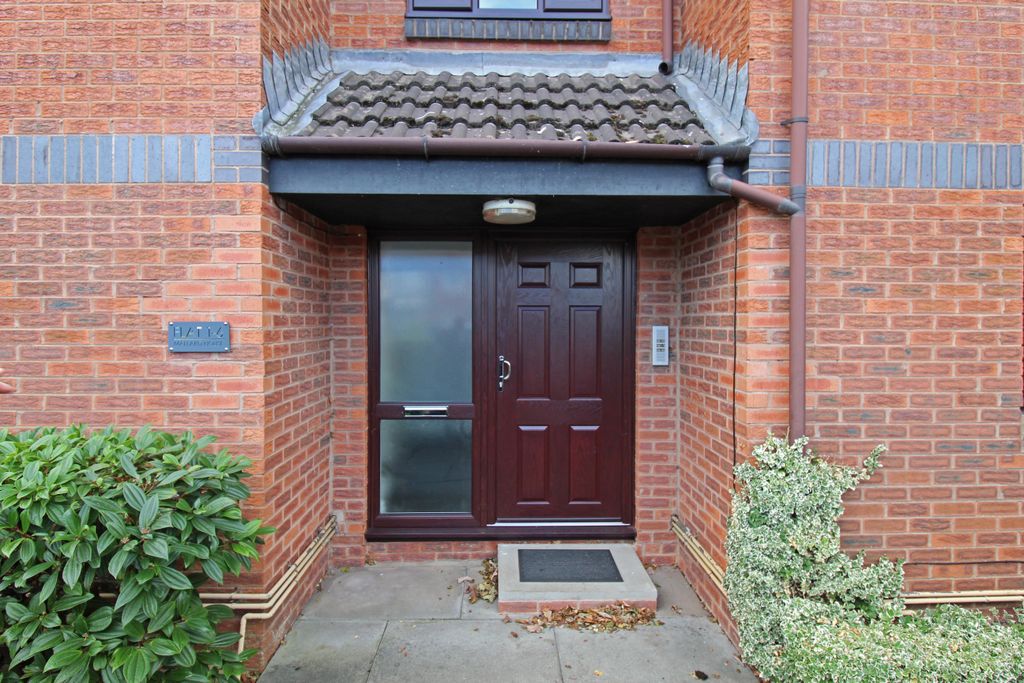 Property photo 2 of 8