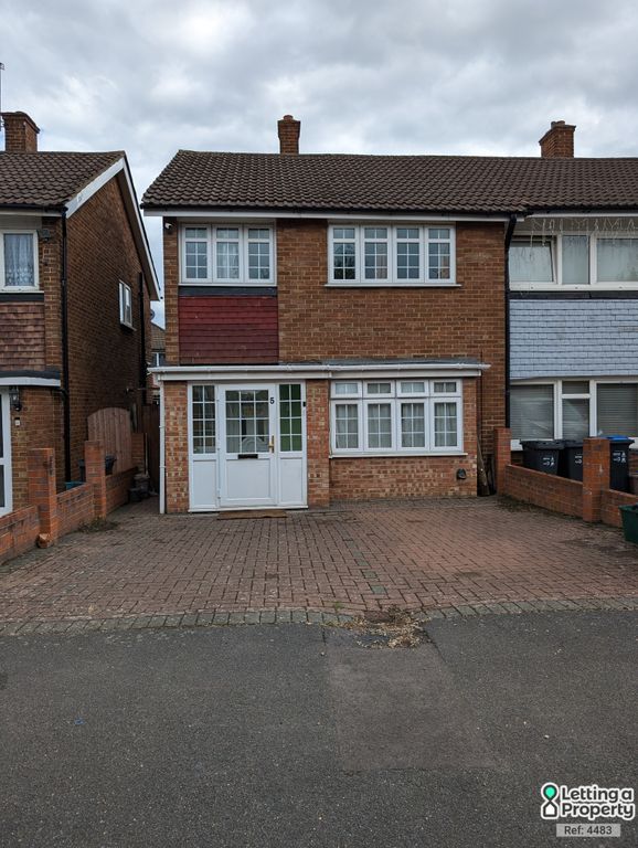 Property photo 2 of 11