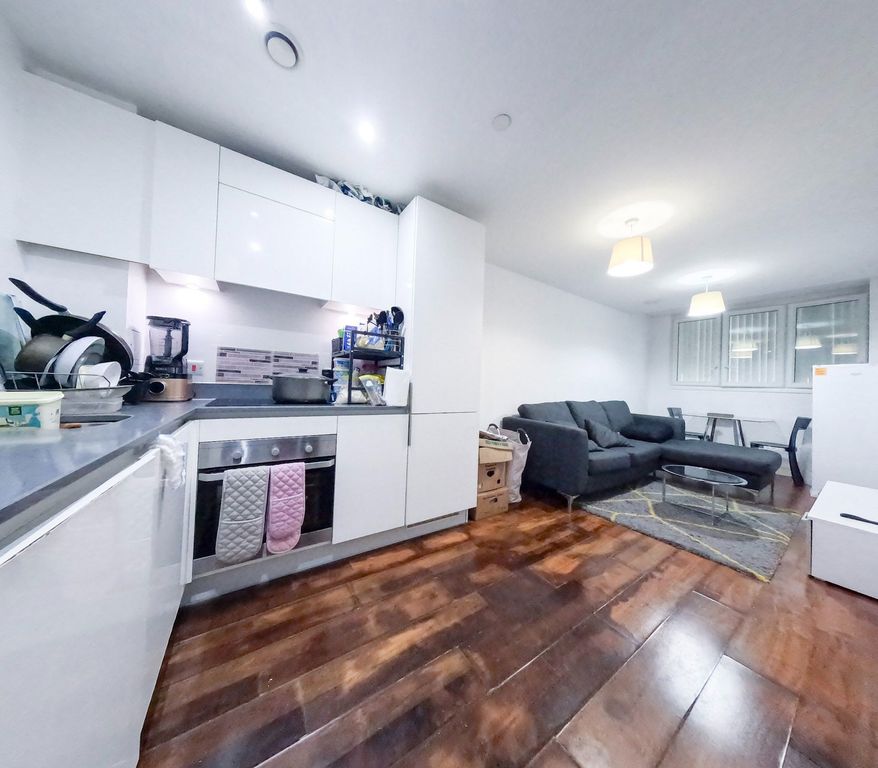 Property photo 2 of 9