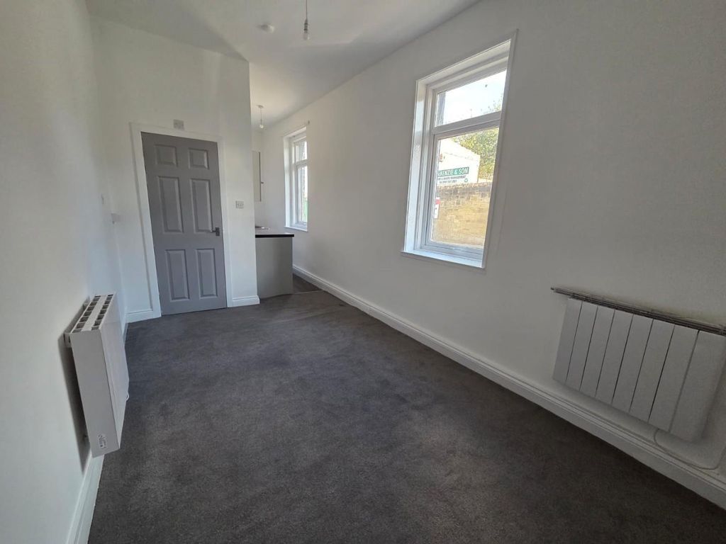 Property photo 1 of 5 Flat 1 .Jpg