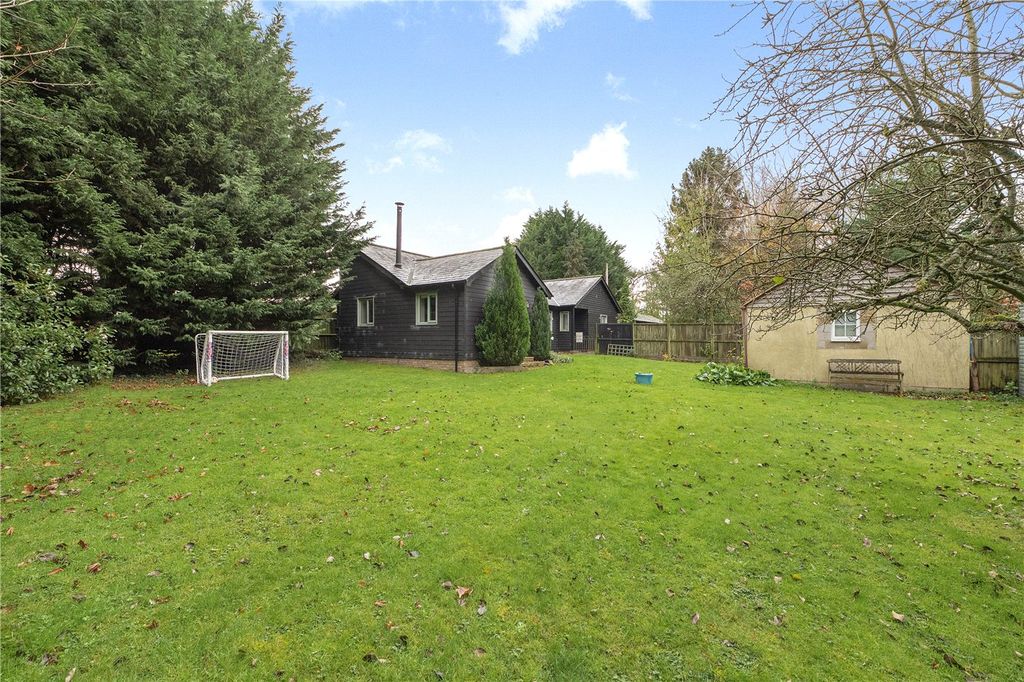 Property photo 2 of 29 Picture No. 19