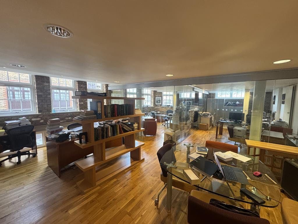 Property photo 3 of 10 Blake Mews 3.Jpg