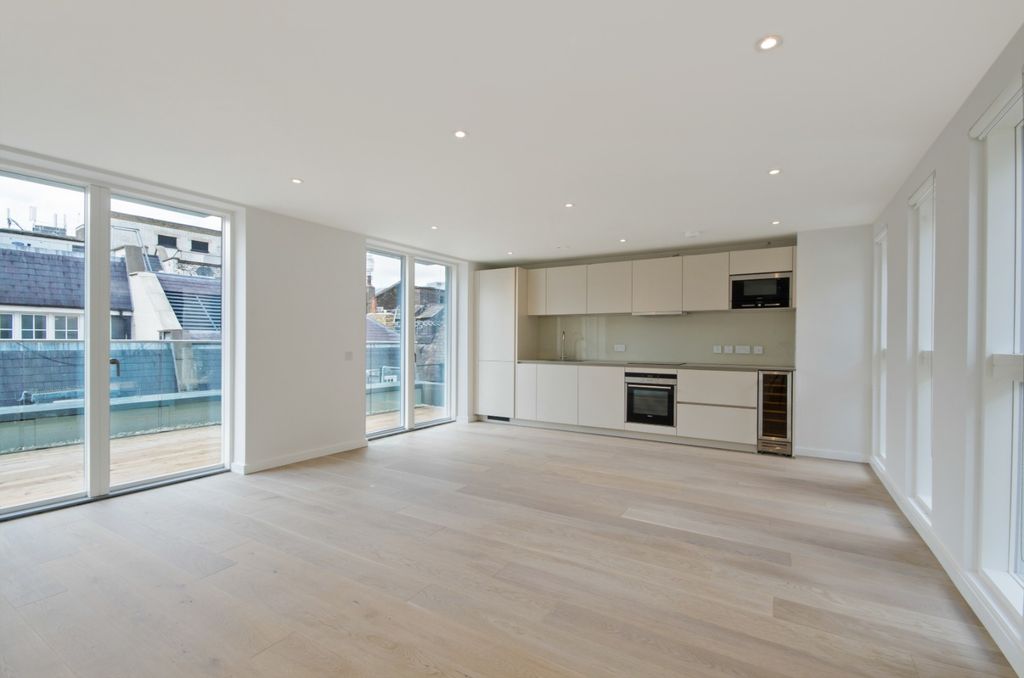 Property photo 1 of 14 980172