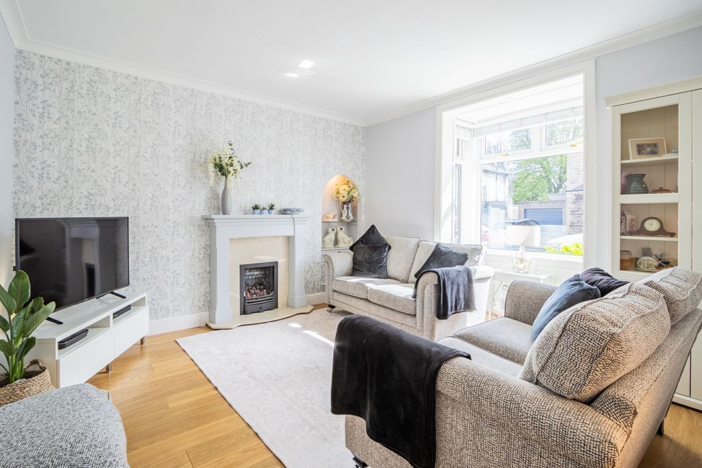 Property photo 2 of 39 Property Image 2