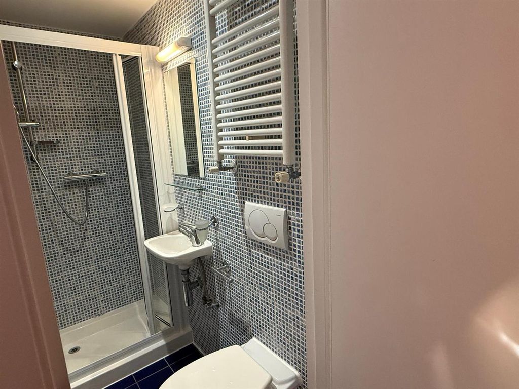Property photo 3 of 6 3F123c1F-B099-4Bfb-B0Bf-ce6Af9E05B82.Jpg