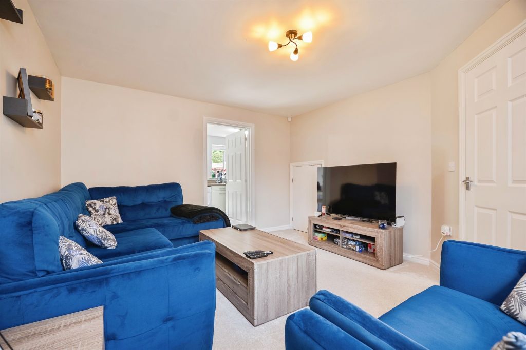 Property photo 3 of 17
