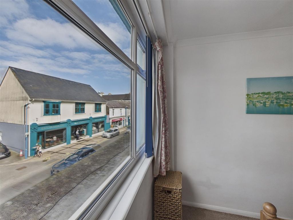 Additional image 13 of 3 bed flat for saleMilford Street, Saundersfoot SA69