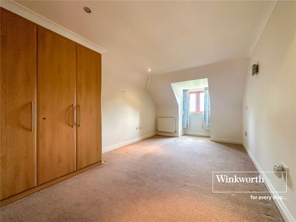 Additional image 12 of 3 bed flat for saleGolf Links Road, Ferndown, Dorset BH22