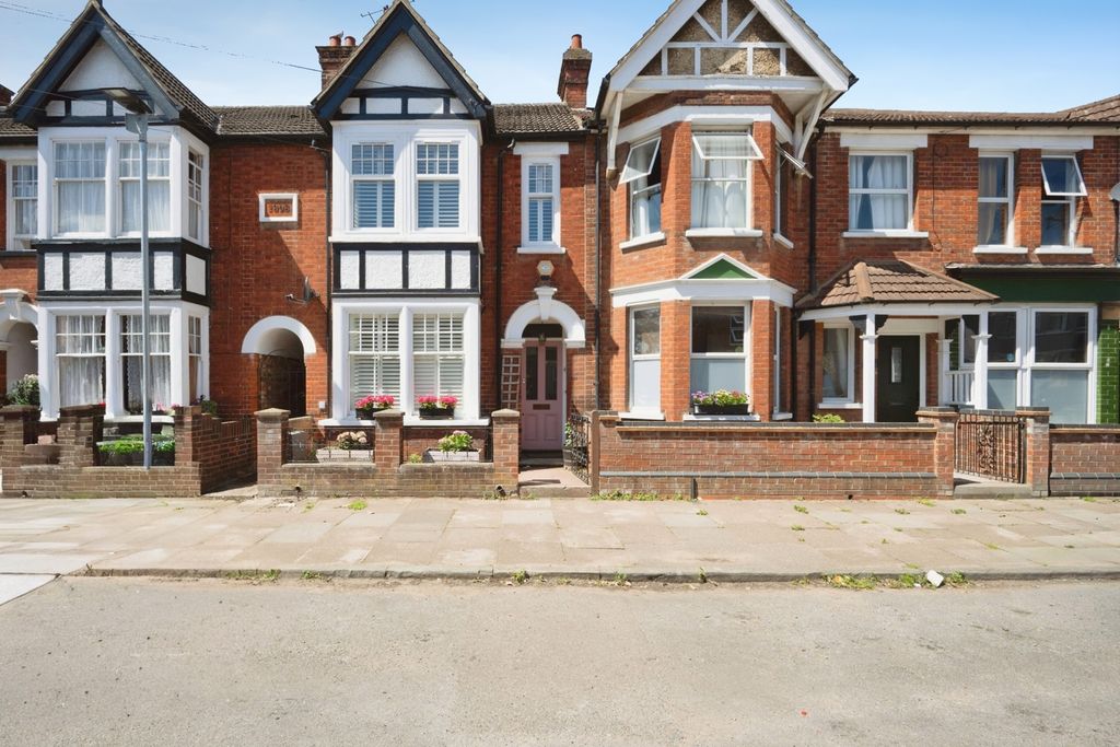Property photo 1 of 20 Pbox-Img.Jpg