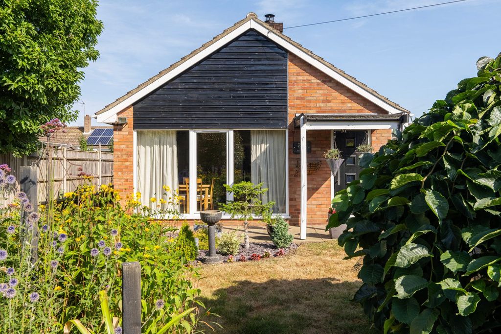 Property photo 1 of 16