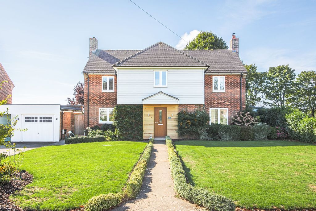 Property photo 1 of 19