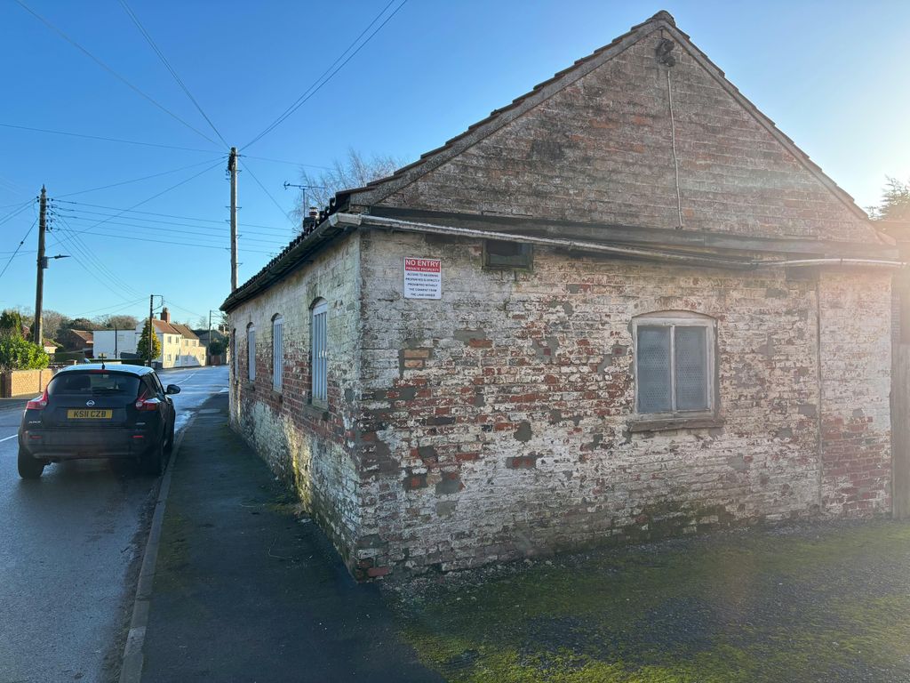 Property photo 3 of 8 Image 3