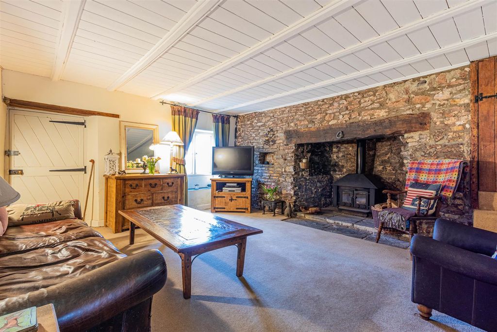 Property photo 2 of 29 Alps Farm-17.Jpg