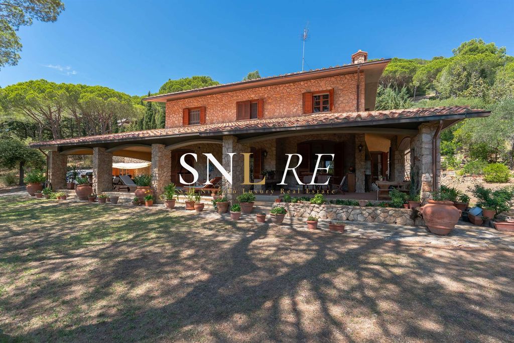 Property photo 2 of 25