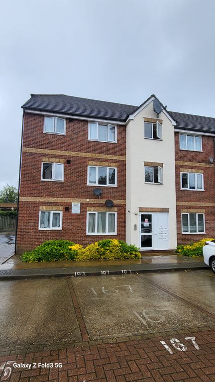 Property photo 2 of 7 Building