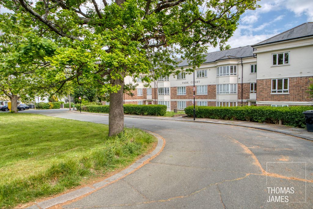 Property photo 1 of 18