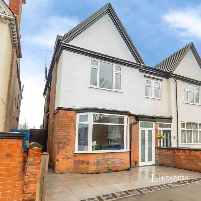 Property photo 1 of 13 Pbox-Img.Jpg