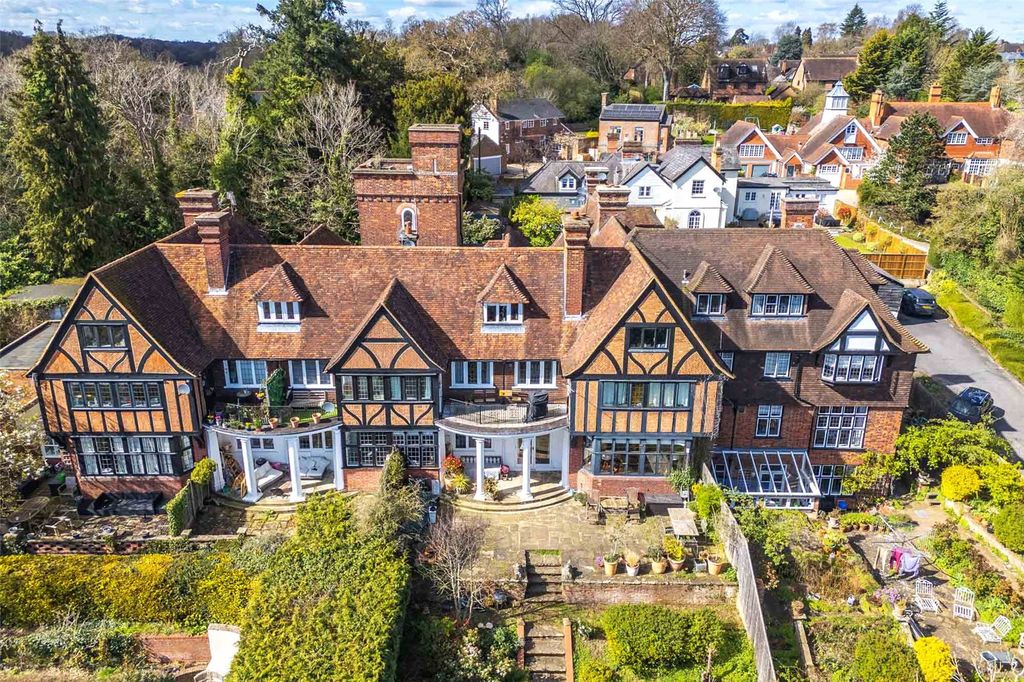 Property photo 2 of 19 Picture No. 04