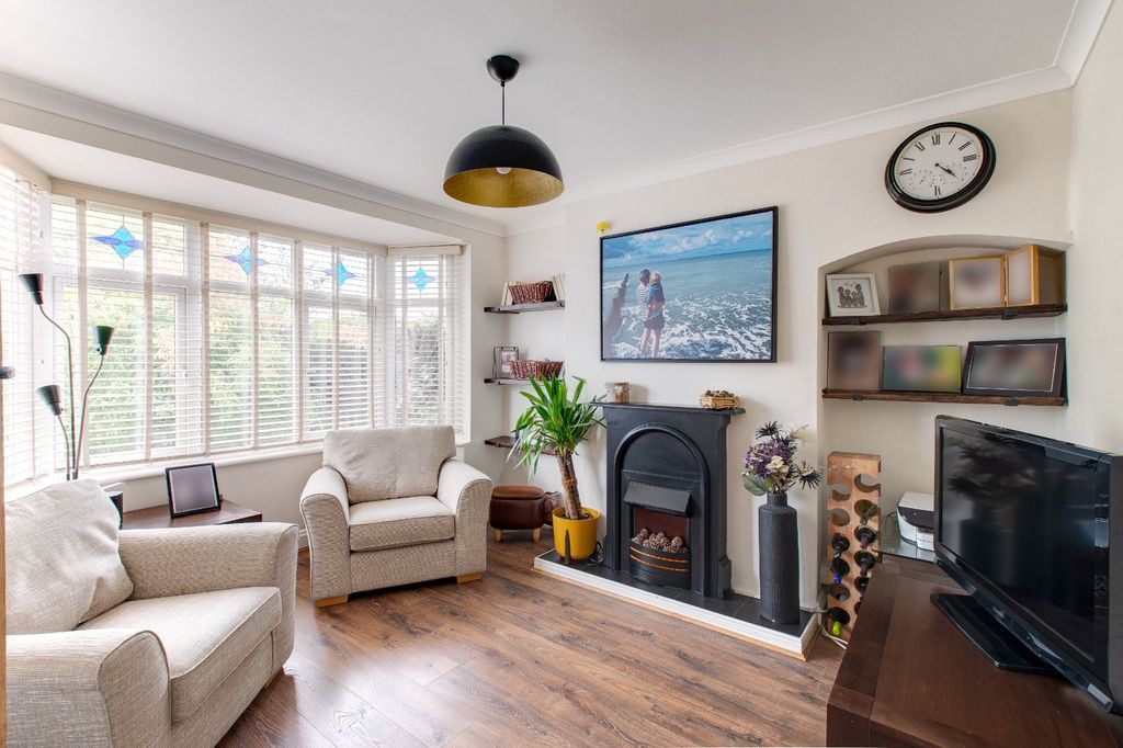 Property photo 3 of 16 Picture No. 04