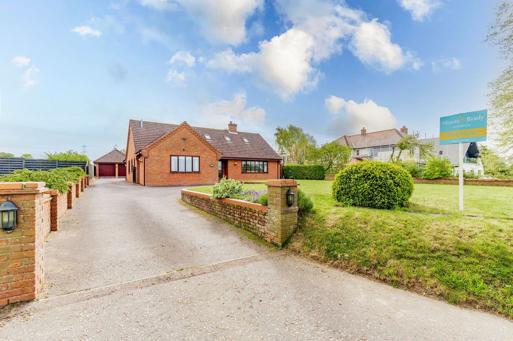 Property photo 1 of 24