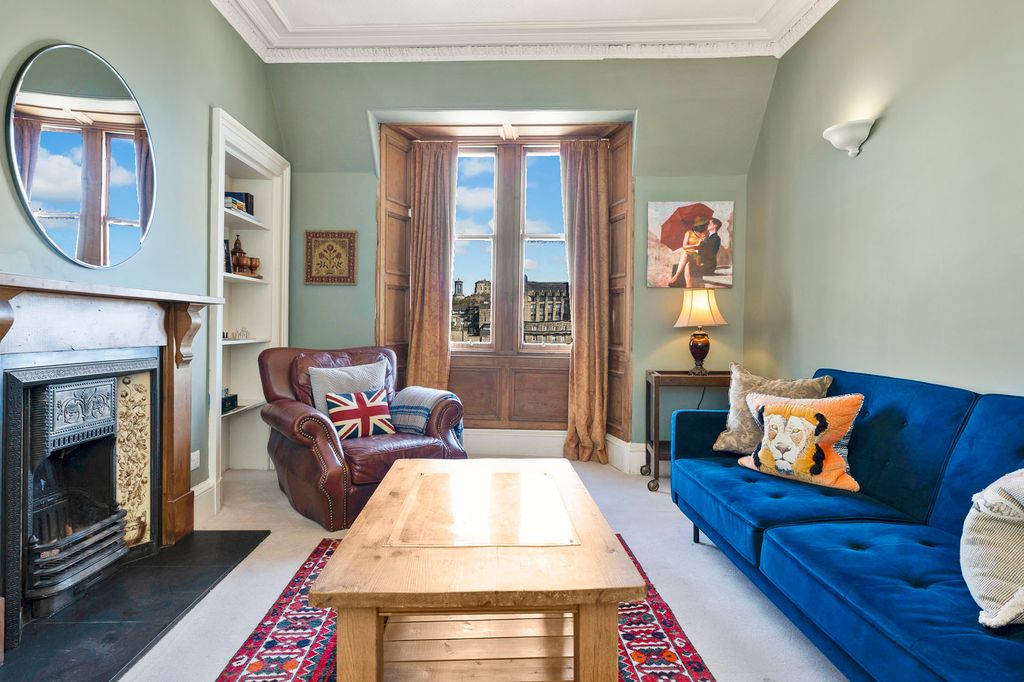 Property photo 2 of 19 Property Image 2