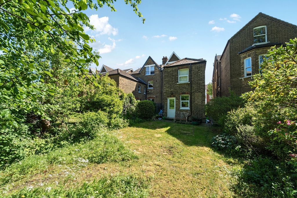 Property photo 2 of 12 1455109-13-69F32d...