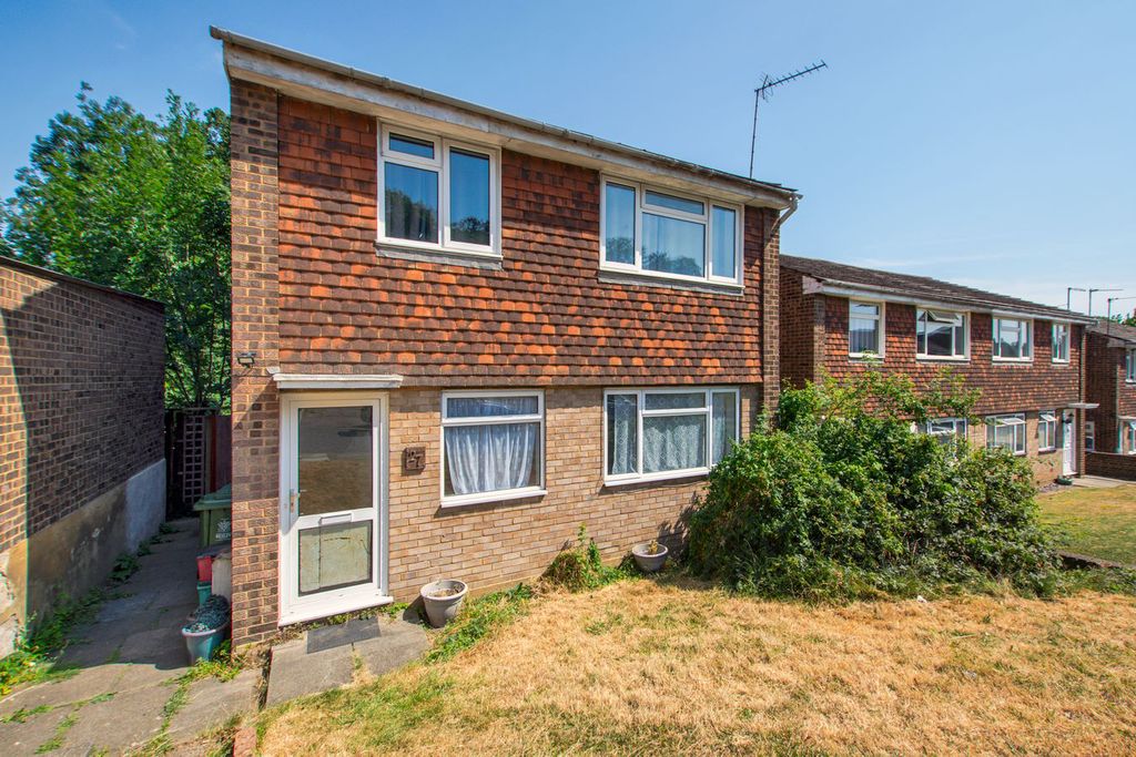 Property photo 1 of 9
