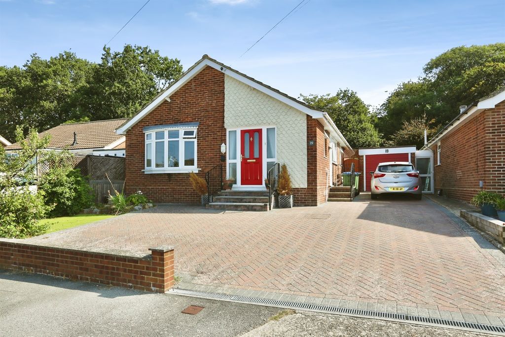 Property photo 1 of 13