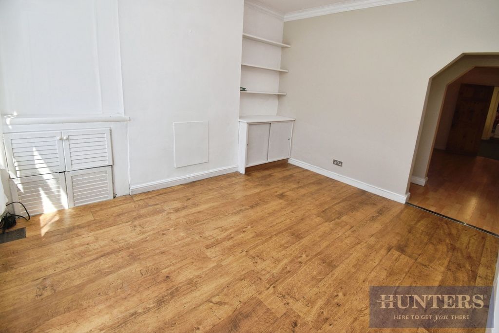 Property photo 3 of 17 Pbox-Img.Jpg