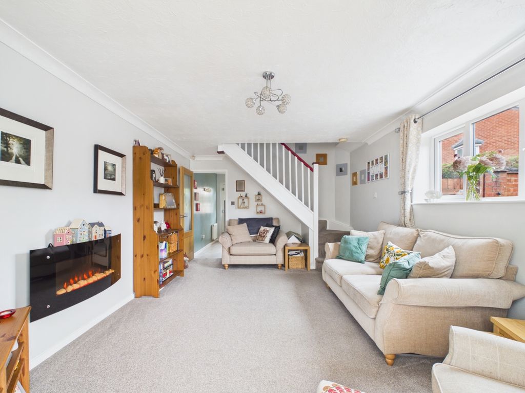 Property photo 3 of 14 Cam01445G0-Pr0886-Still003