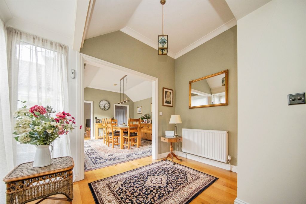 Property photo 3 of 24